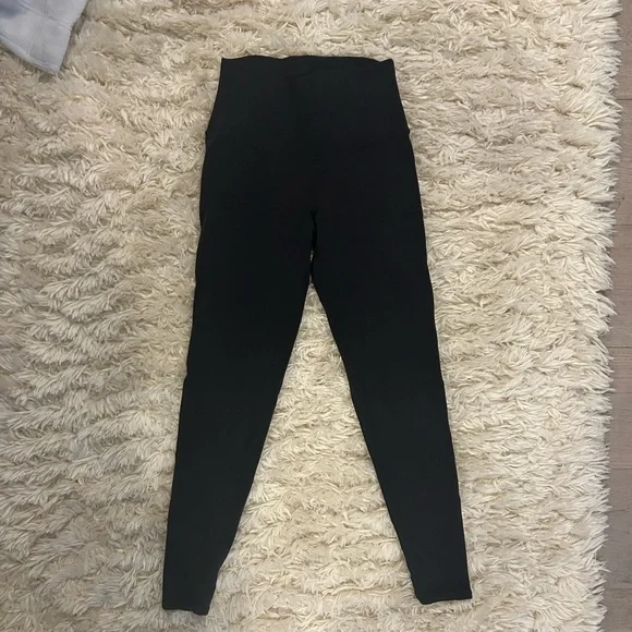 ALO Yoga Black Leggings xs - Picture 4 of 6